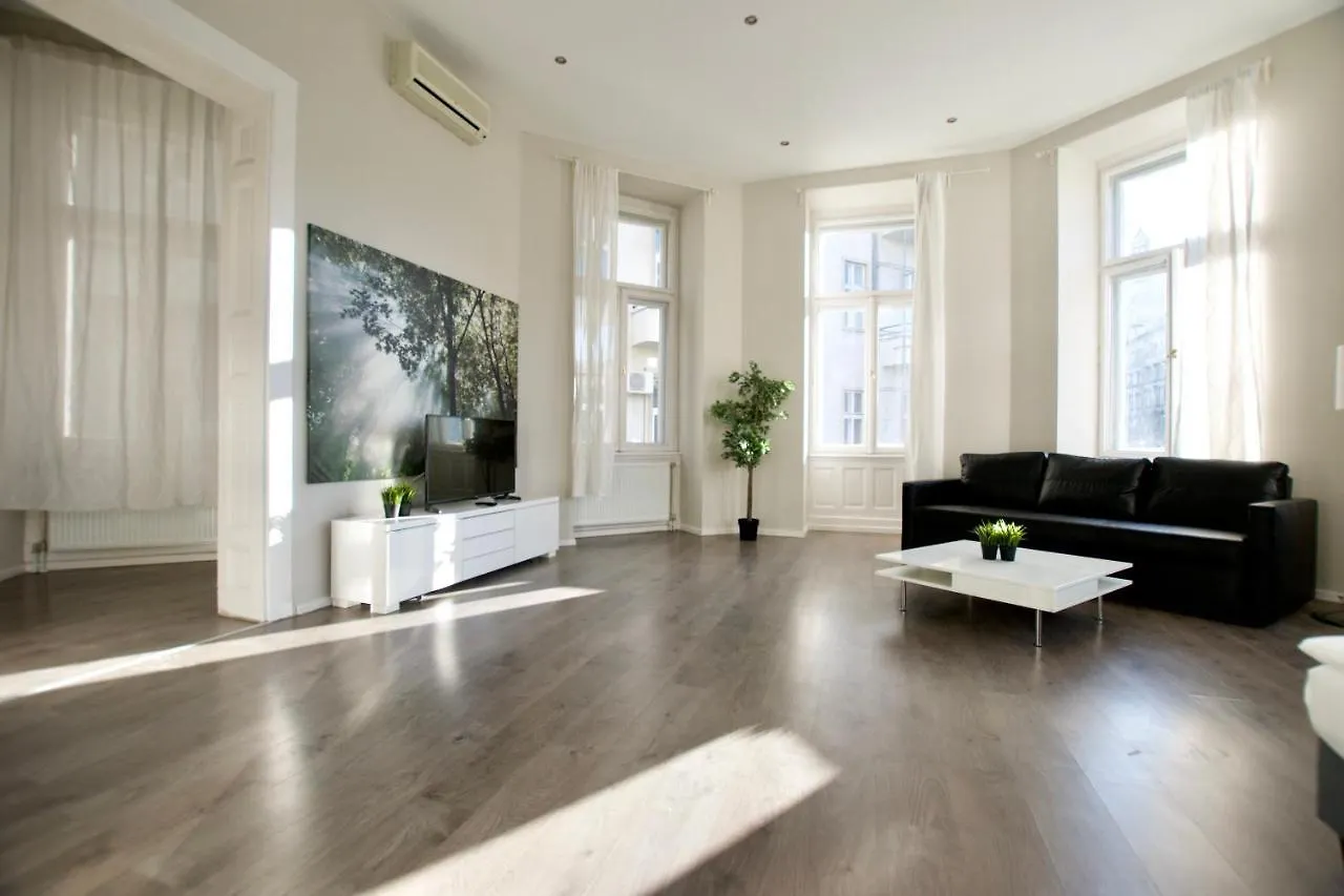 Premium Apartments By Hi5 - B25 Budapest