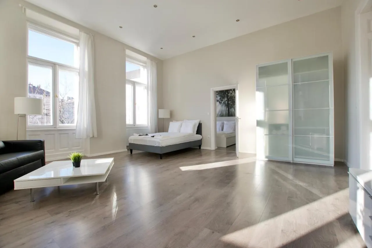 Premium Apartments By Hi5 - B25 Budapeşte 0*,