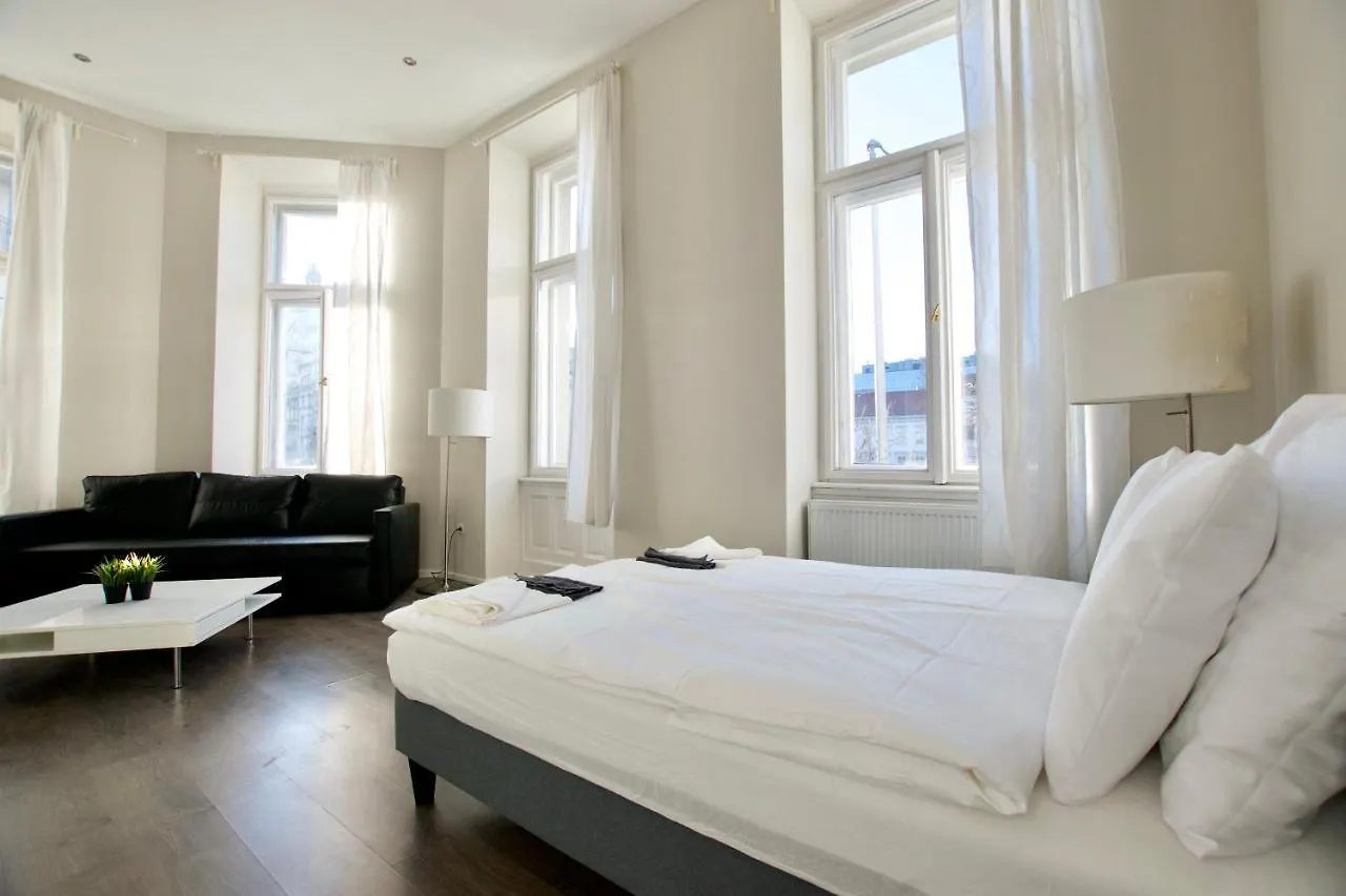 Premium Apartments By Hi5 - B25 Budapest 0*,