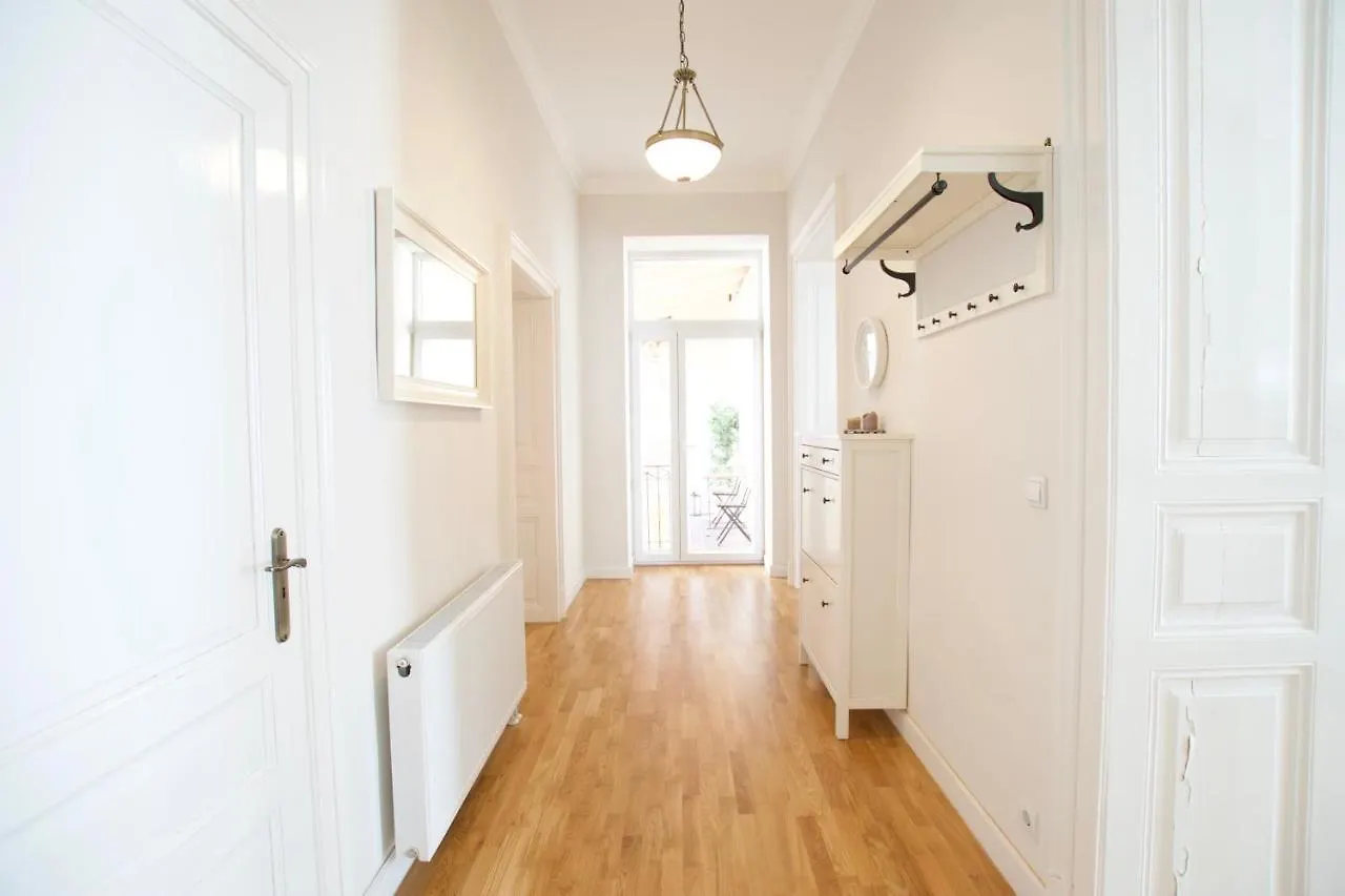 Premium Apartments By Hi5 - B25 Budapest