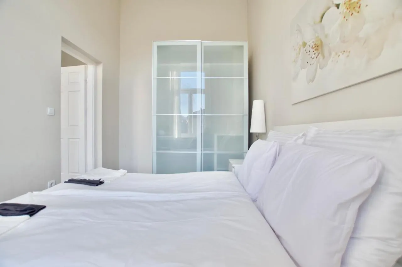 Premium Apartments By Hi5 - B25 Budapest 0*,  Ungarn